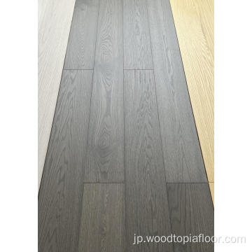 ブラッシングされたエンジニアリングオークの木製の床豪華な床
